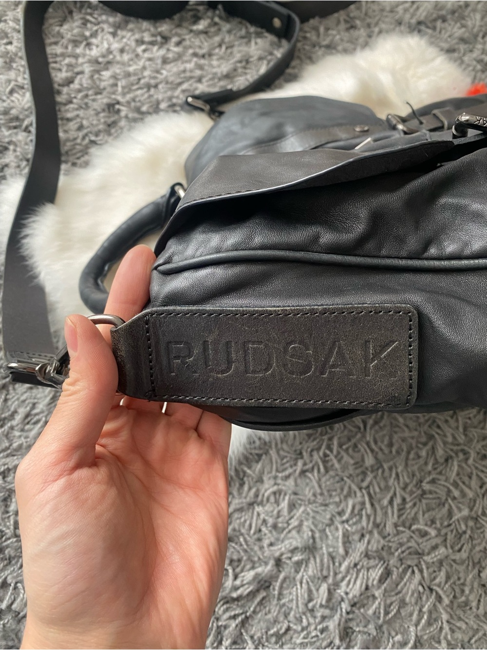 RUDSAK Black Leather satchel bag - Picture 7 of 11